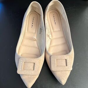 Tahari Beige Buckle-Accent Pointed-Toe Diane Ballet Flat Sz 7.5